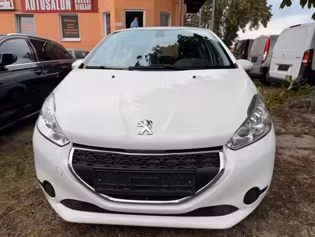 Peugeot 208 1.2 82
