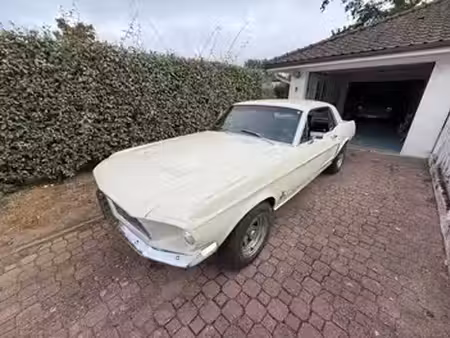 Ford Mustang GT