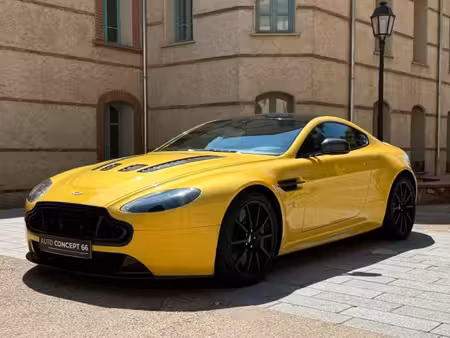Aston Martin Vantage S V12 5.9 573