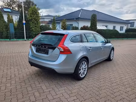 Volvo V60 D3 2.0 163 Ocean Race