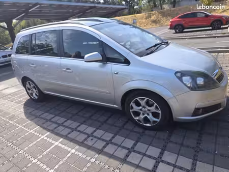 Opel Zafira 1.9 CDTI 120