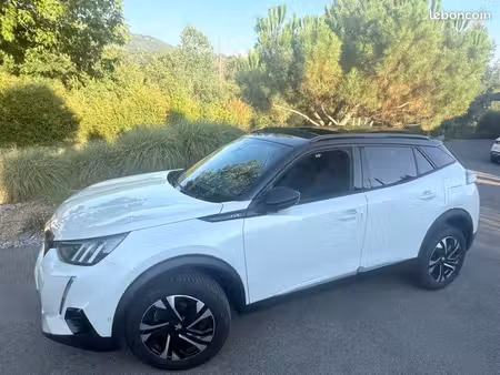 Peugeot 2008 1.2 130 GT
