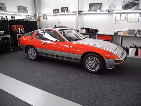 Porsche 924 Targa