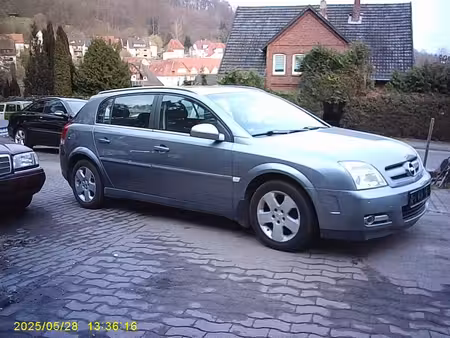 Opel Signum 2.2 155 Elegance