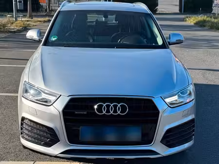 Audi Q3 2.0 TFSI 220 S line quattro