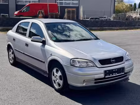 Opel Astra 1.6 75