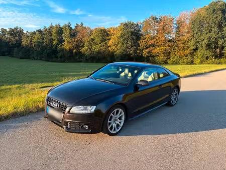 Audi A5 S5 V8 4.2 FSI 354 quattro