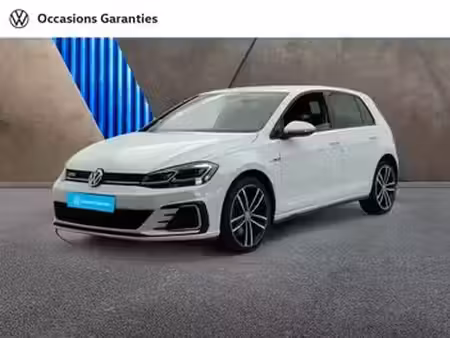 Volkswagen Golf GTE 1.4 TSI 204