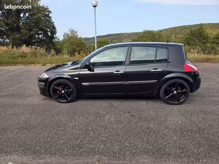 Renault Mégane GT 2.0 dCi 165