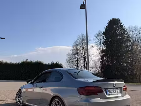 BMW Série 3 335i 3.0 306
