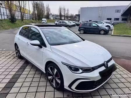 Volkswagen Golf GTE 1.4 245