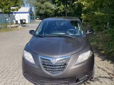 Lancia Ypsilon 1.2 69 Gold