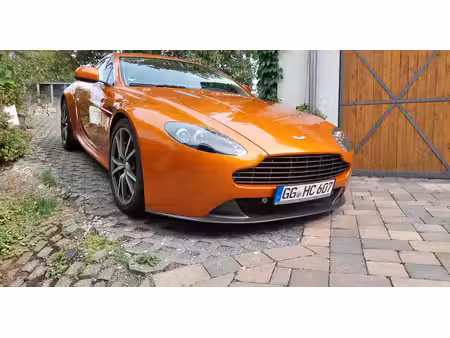 Aston Martin Vantage V8 4.7 426