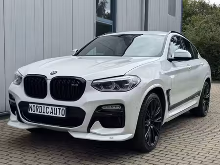 BMW X4 M40i 3.0 326
