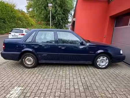 Volvo 460 1.8 90