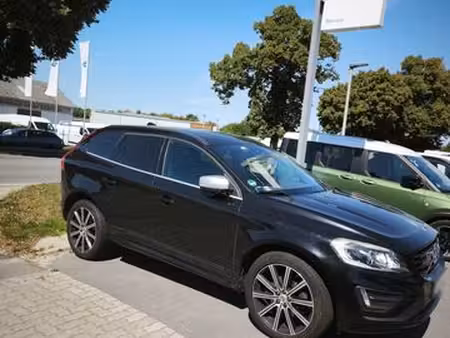 Volvo XC60 D4 190 R Design