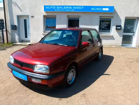 Volkswagen Golf 1.8 75