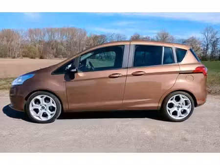 Ford B-max 1.6 TDCi 95 Sync Edition