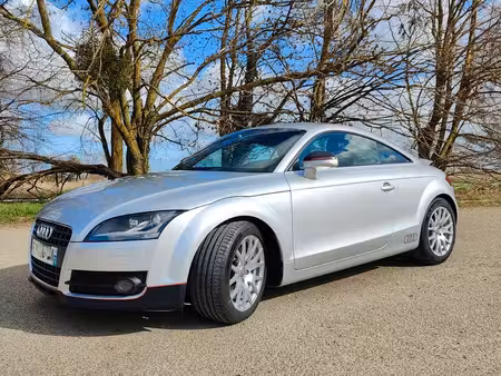 Audi TT 2.0 TFSI 200