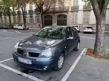 Renault Clio 16S 1.4 98 Authentique