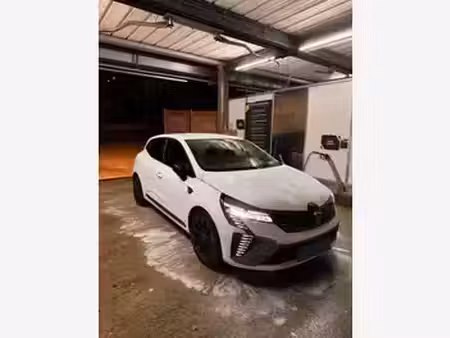 Renault Clio E-Tech 1.6 145 Esprit Alpine