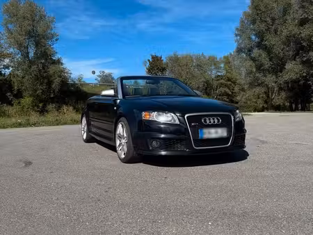 Audi A4 RS4 V8 4.2 FSI 420 quattro