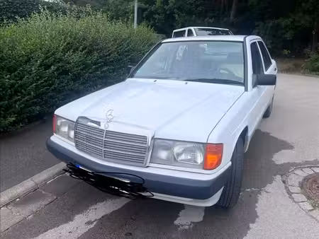 Mercedes-Benz 190