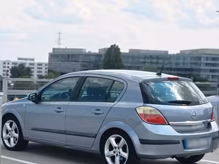 Opel Astra 1.8 125