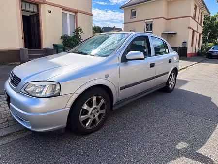 Opel Astra 1.6
