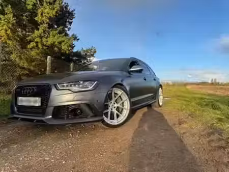 Audi A6 RS6 V8 4.0 TFSI 560 quattro