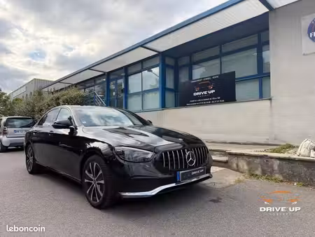 Mercedes-Benz Classe E E 200 2.0 197 Avantgarde 4Matic