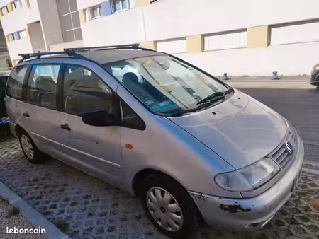 Volkswagen Sharan 1.9 TDI 90