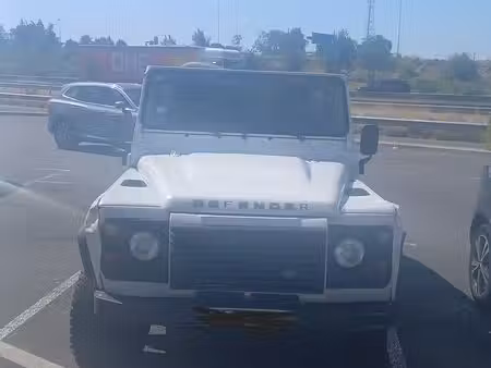 Land Rover Defender 2.2 122 4x4