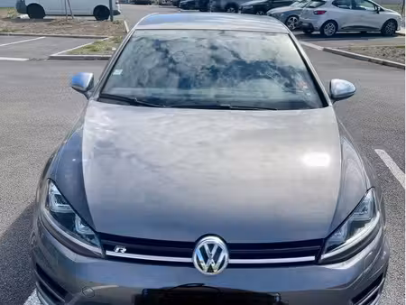 Volkswagen Golf R 2.0 TSI 300 4Motion