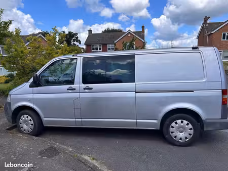 Volkswagen Transporter T5 2.5 TDI 130