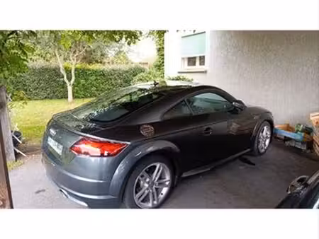 Audi TT 2.0 TFSI 230 S line