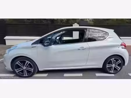 Peugeot 208 1.2 PureTech 110 GT Line