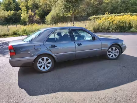Mercedes-Benz Classe C C 180