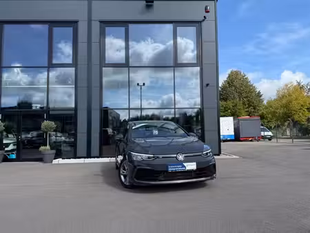 Volkswagen Golf 1.5 TSI 110 R-Line