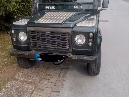 Land Rover Defender TD5 2.5 122