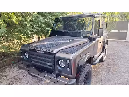 Land Rover Defender TD5 2.0 122
