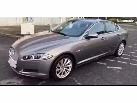 Jaguar XF D240 V6 3.0 240