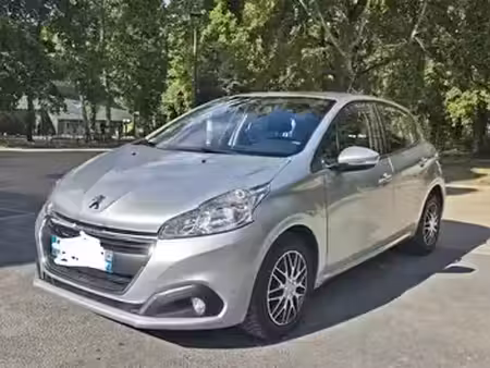 Peugeot 208 1.6 HDi 100 Premium Pack
