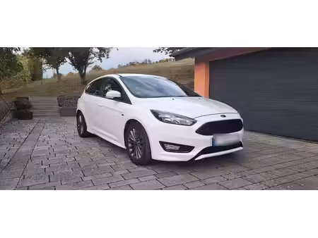 Ford Focus 1.0 EcoBoost 125 ST Line