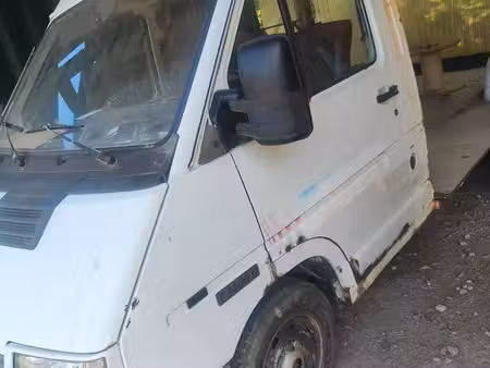 Renault Trafic 2.5 76