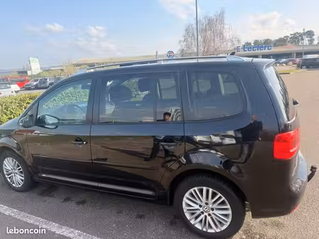 Volkswagen Touran 2.0 TDI 140