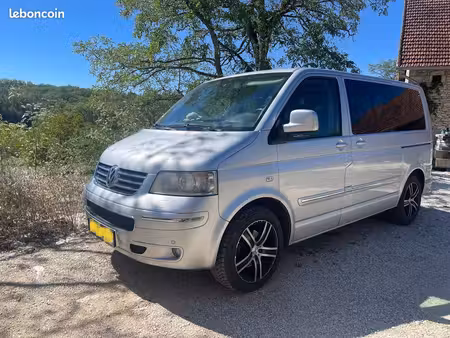 Volkswagen Transporter T5 2.5 TDI 174 Highline