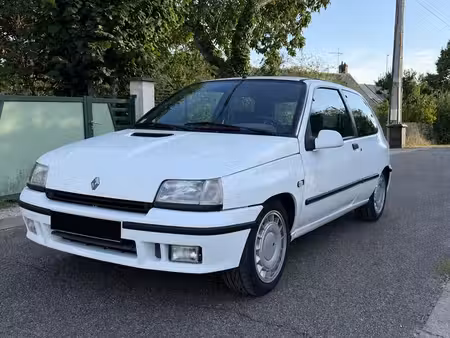 Renault Clio 16S