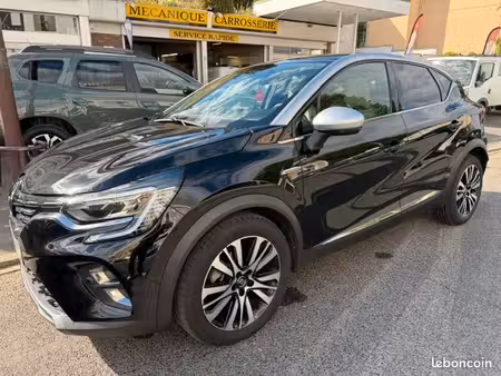Renault Captur E-Tech 1.6 160 Initiale Paris