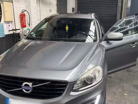 Volvo XC60 D4 190 R Design